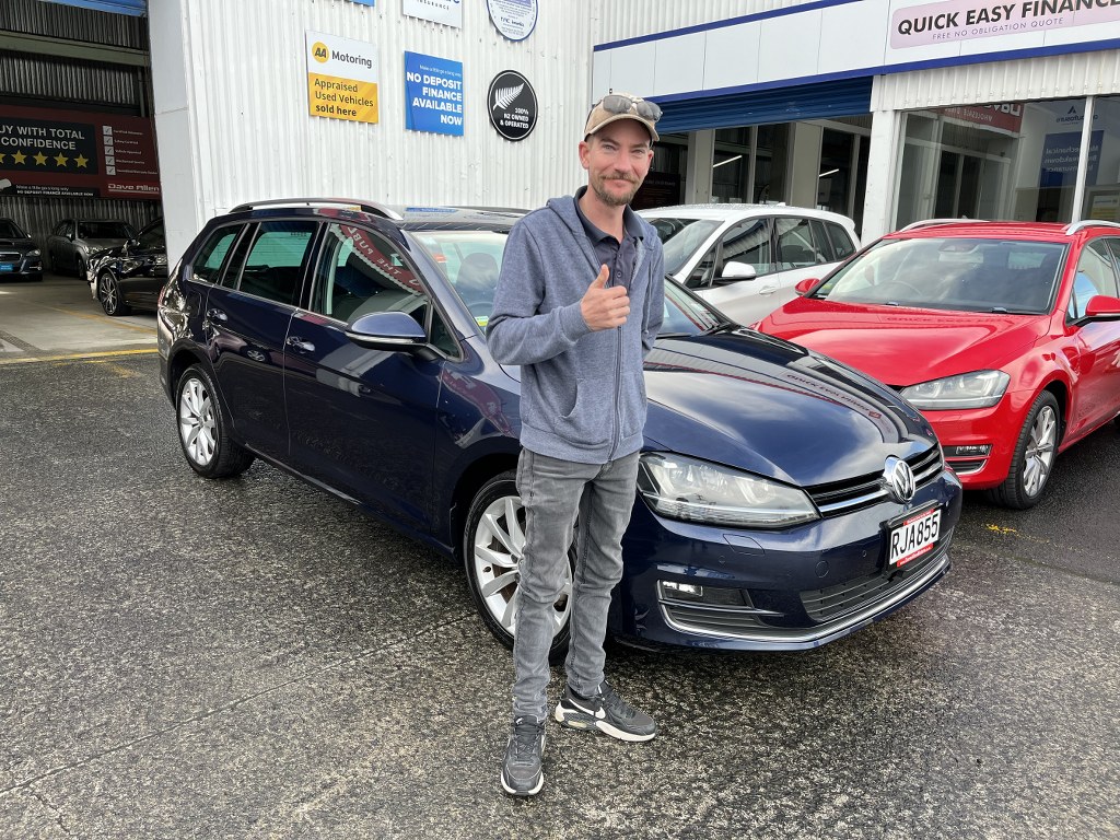 18766 - 2015 VW Golf /i/images/testimonials/StevenBorburgh_1024x768.jpg